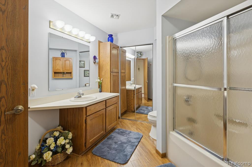 331 Lakeview, 18, Port Austin, MI 48467 — Photo 23