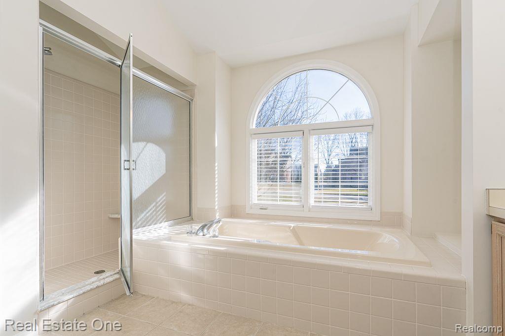 5635 Sheffield Drive, Clarkston, MI — Photo 26