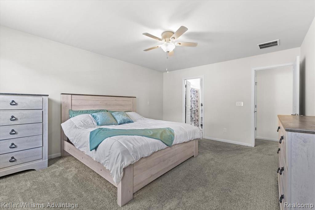 8228 Quincy Drive, Westland, MI — Photo 20