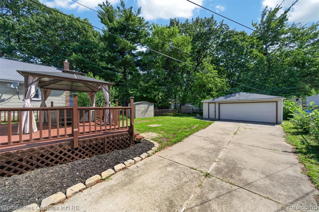 27856 Lenox Avenue, Madison Heights, MI 48071 — Photo 32