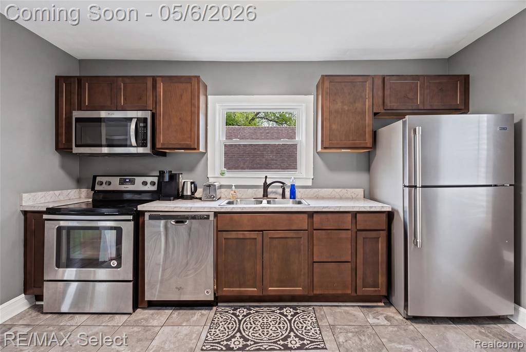 111 W 3rd Street, Davison, MI 48423 — Photo 17