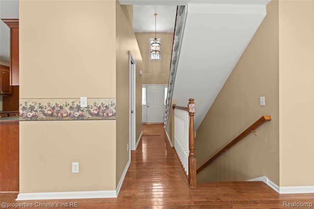 6166 Natures Cove, Grand Blanc, MI 48439 — Photo 28