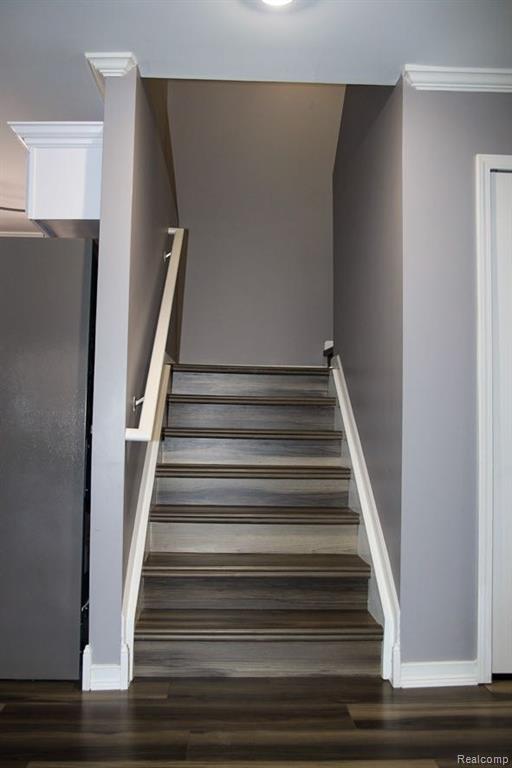 11405 N Woods Drive, Shelby Twp, MI 48317 — Photo 14