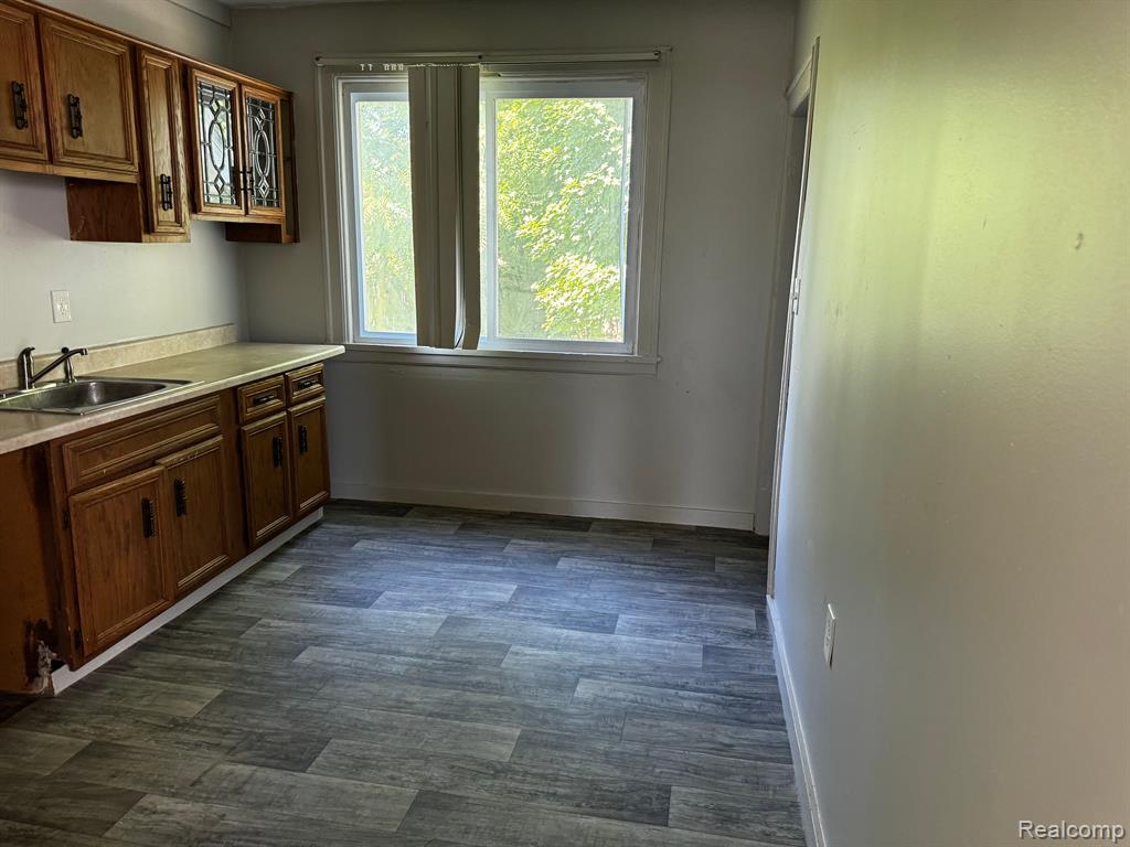 6787 RUTHERFORD Street, Detroit, MI 48228 — Photo 6