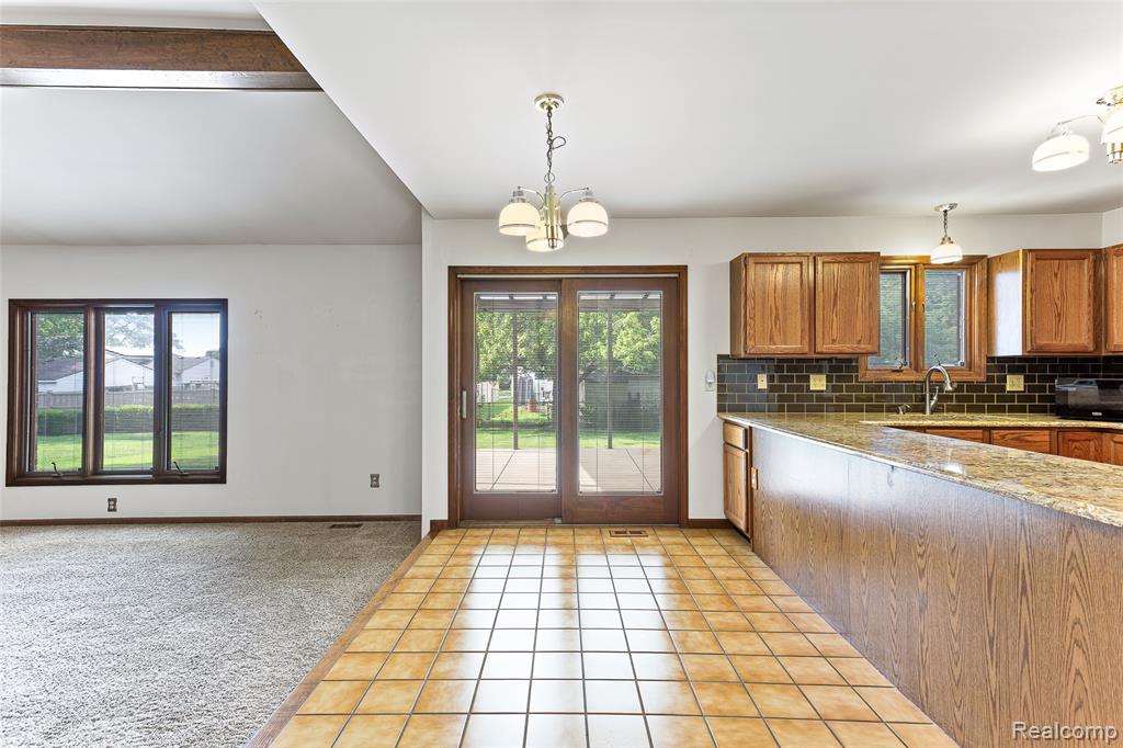 22333 Crestwood Street, Trenton, MI 48183 — Photo 14
