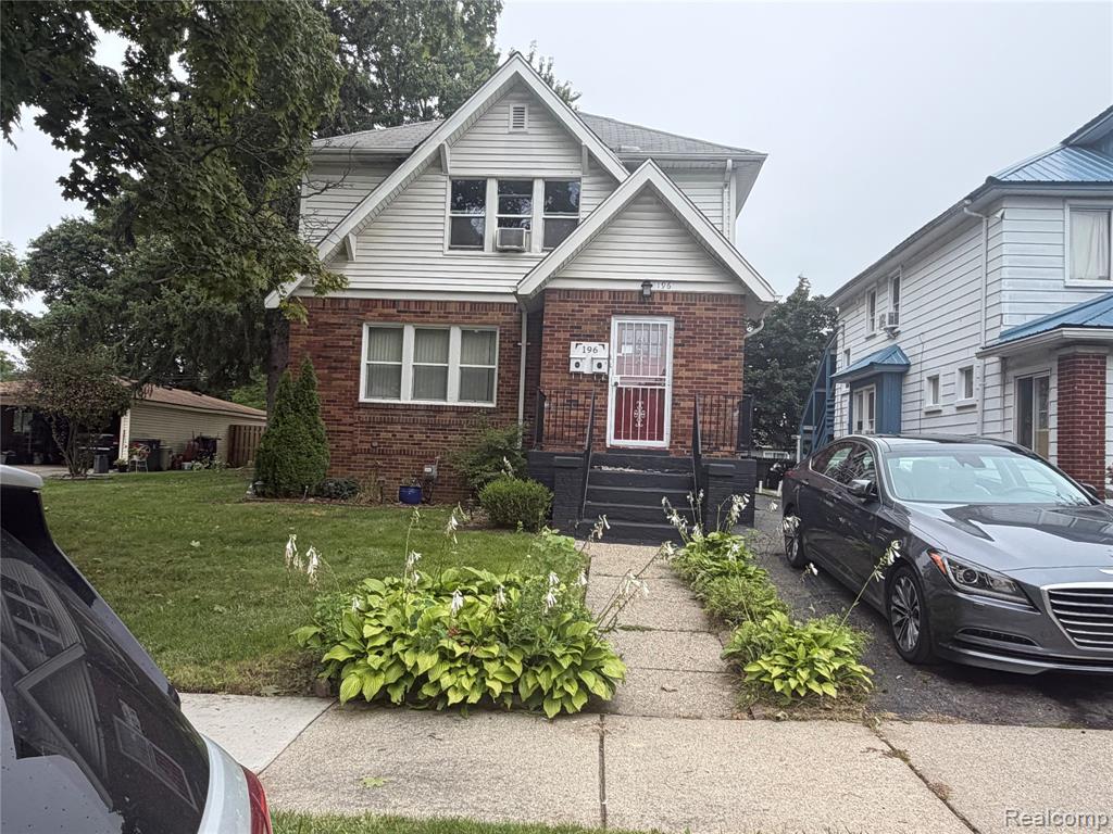 196 BONDALE Avenue, Pontiac, MI 48341