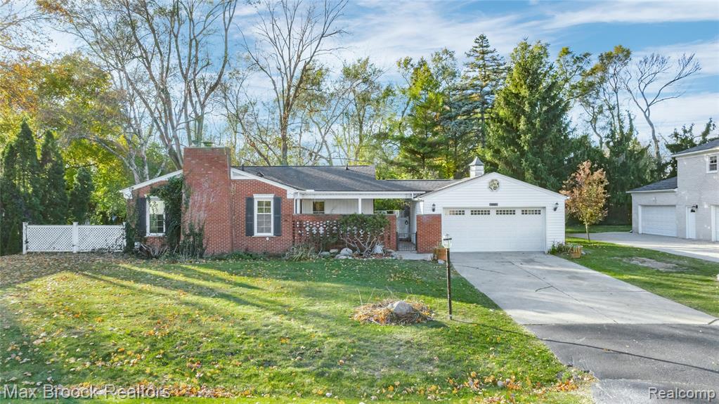 2724 Alveston Drive, Bloomfield, MI 48304 — Photo 4