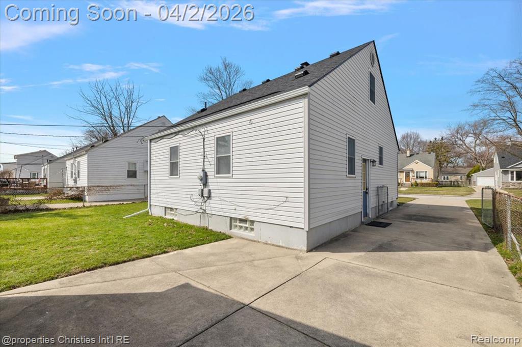2338 Tyler Avenue, Berkley, MI, 48072