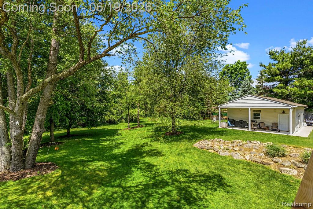 2867 Iris Lane, Hartland, MI 48353 — Photo 15