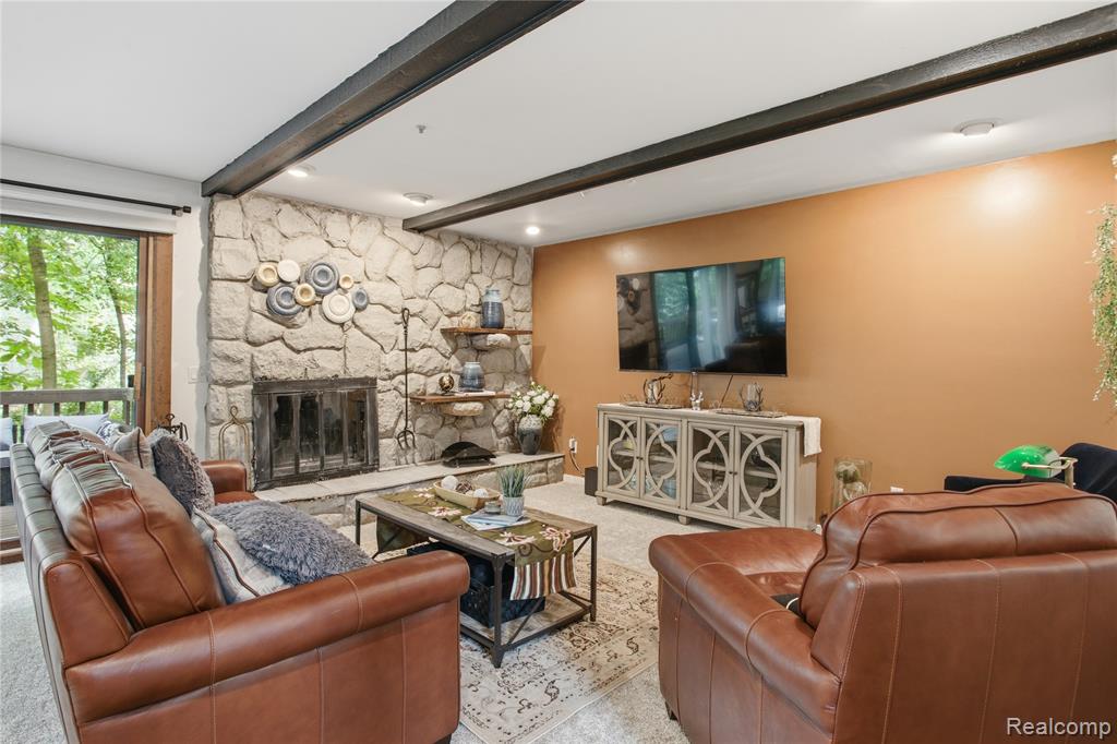 6608 Red Cedar Lane, West Bloomfield, MI 48324 — Photo 10