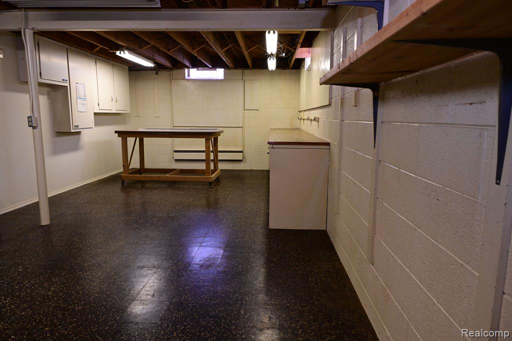 4160 MONTGOMERY Drive, Shelby Twp, MI 48316 — Photo 3