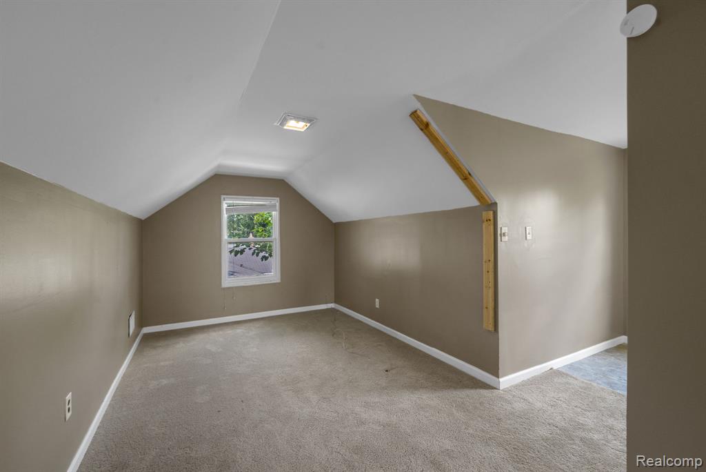 7641 Pelham Road, Allen Park, MI 48101 — Photo 16