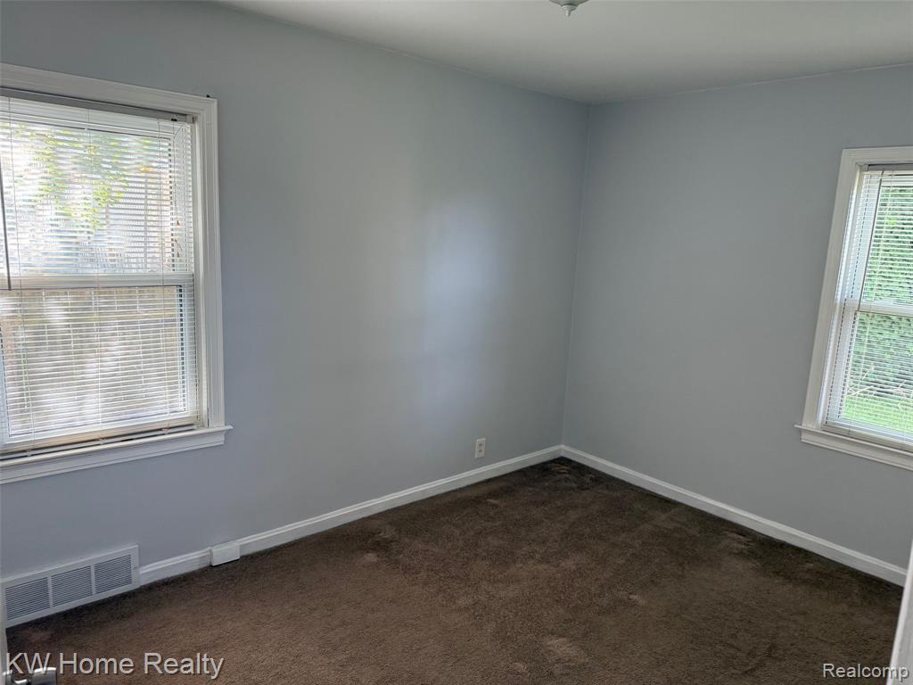 663 Lenox Avenue, Pontiac, MI 48340 — Photo 7