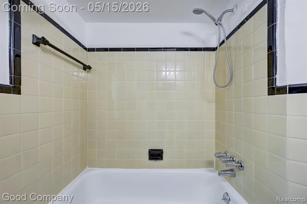 14220 Lincoln Street, Oak Park, MI 48237 — Photo 18