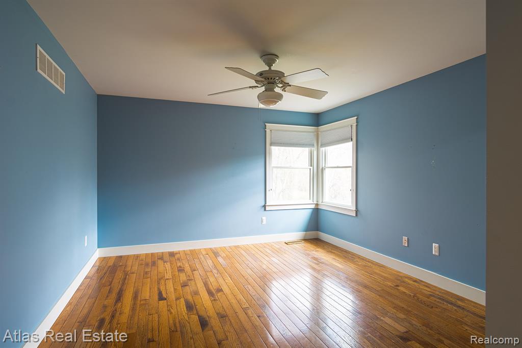 2716 LAKE GEORGE Road, Leonard, MI 48367 — Photo 46
