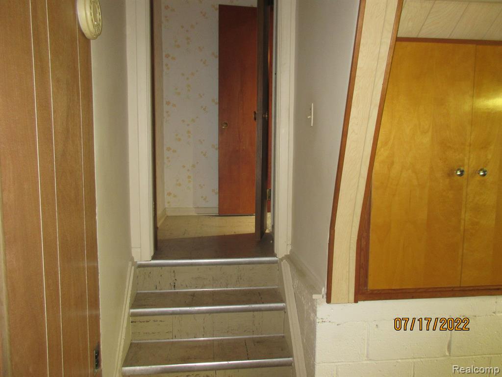 29497 GERALDINE Drive, Warren, MI 48093 — Photo 31