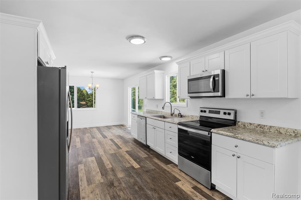 7900 Wiggins Road, Howell, MI 48855 — Photo 12
