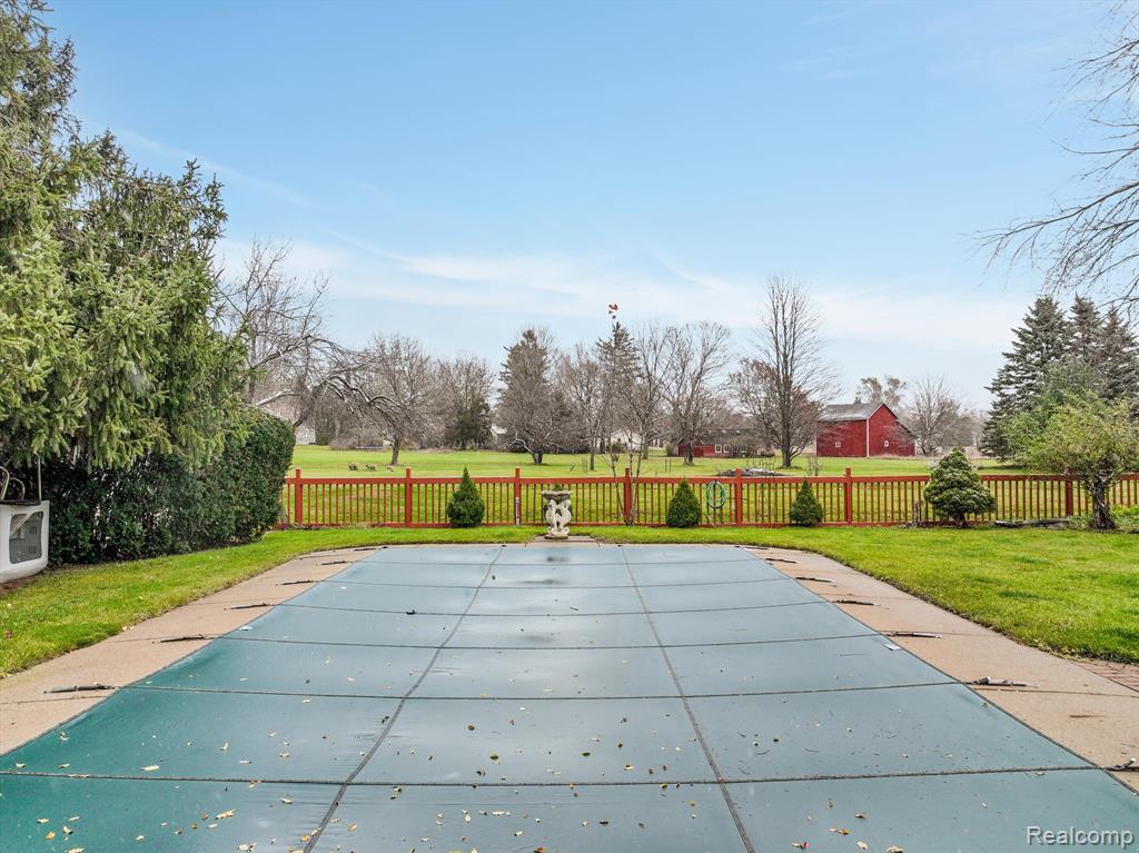6709 Heatheridge Drive, Saline, MI 48176 — Photo 46