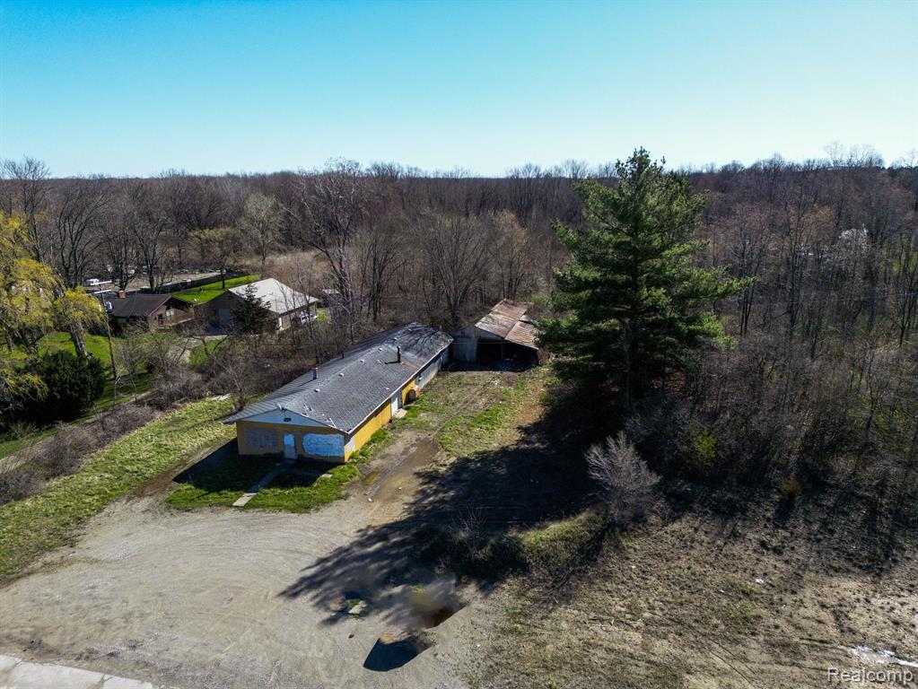 8860 PONTIAC Trail, South Lyon, MI 48178 — Photo 18