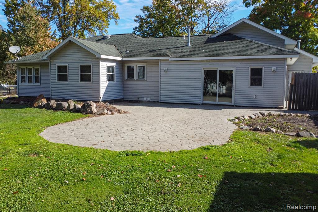 111 N Ann Street, Byron, MI 48418 — Photo 24