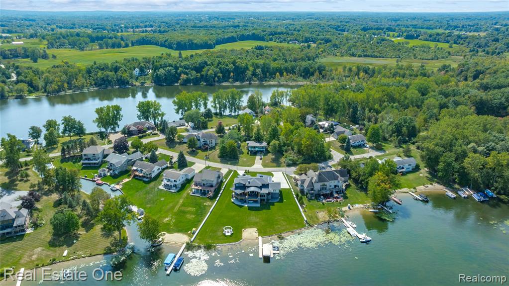 4047 Sunfish Drive, Lapeer, MI 48446 — Photo 14