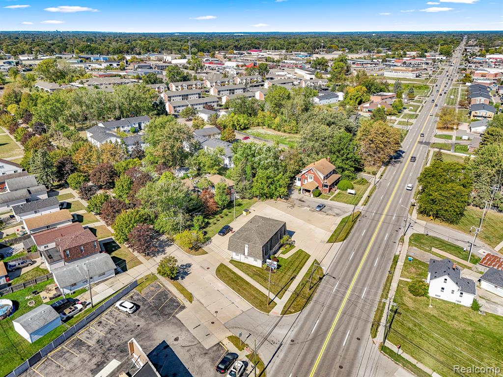 30401 UTICA Road, Roseville, MI 48066 — Photo 45