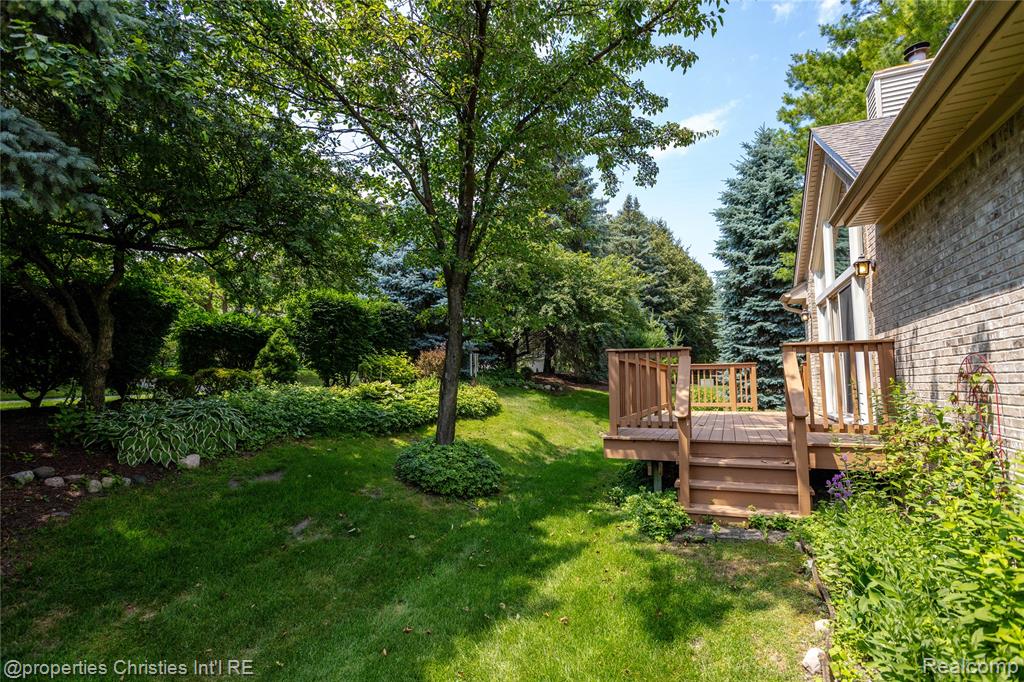 45330 Stonehedge Drive, 2, Plymouth, MI 48170 — Photo 38