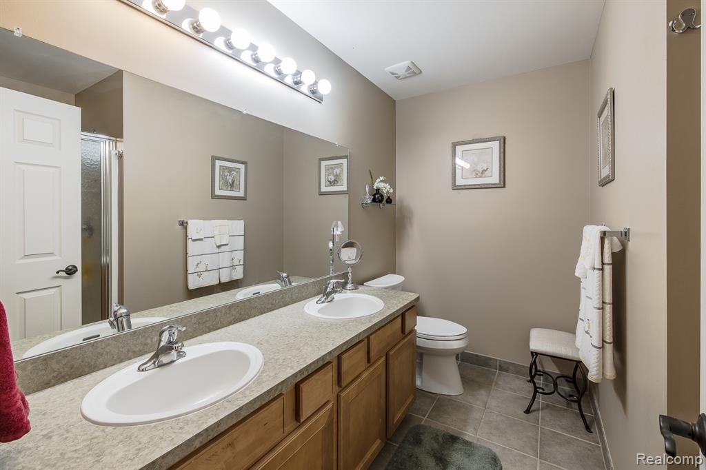 8213 Sequoia Lane, White Lake, MI — Photo 25