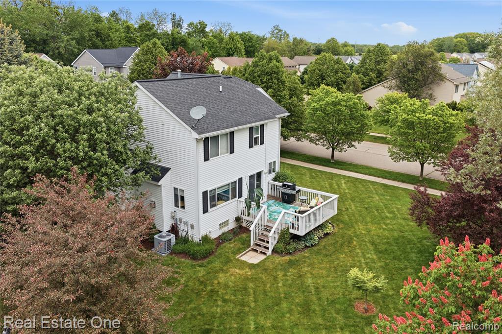 8576 Barrington Drive, Ypsilanti, MI 48198 — Photo 39