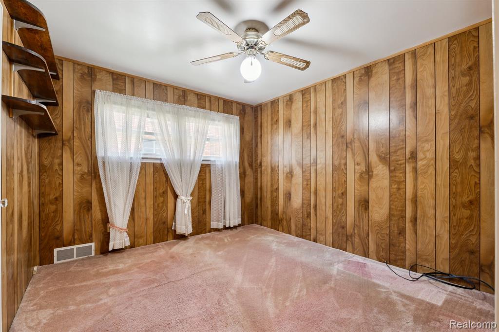 543 Broadacre Avenue, Clawson, MI — Photo 15