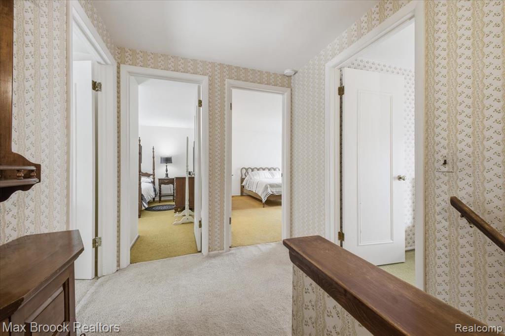 5956 Pinecroft Drive, West Bloomfield, MI — Photo 23