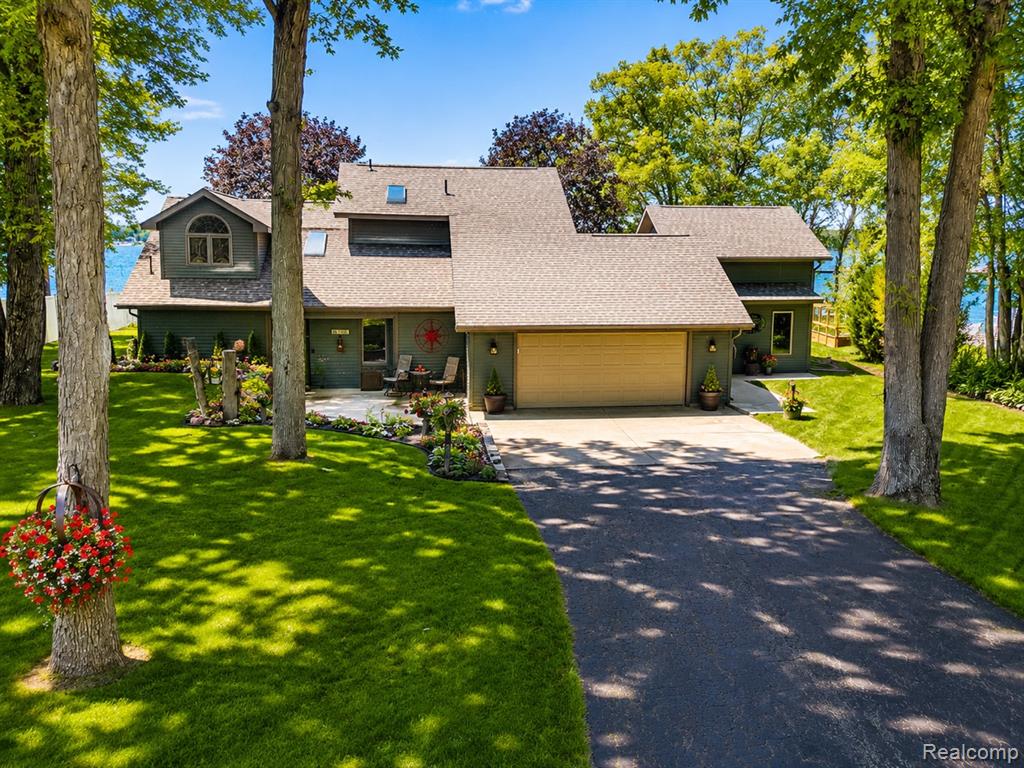 3752 Hiawatha Trail, National City, MI 48748