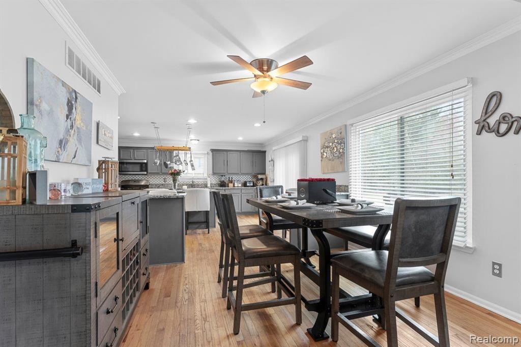13517 MILTON Drive, Belleville, MI 48111 — Photo 11
