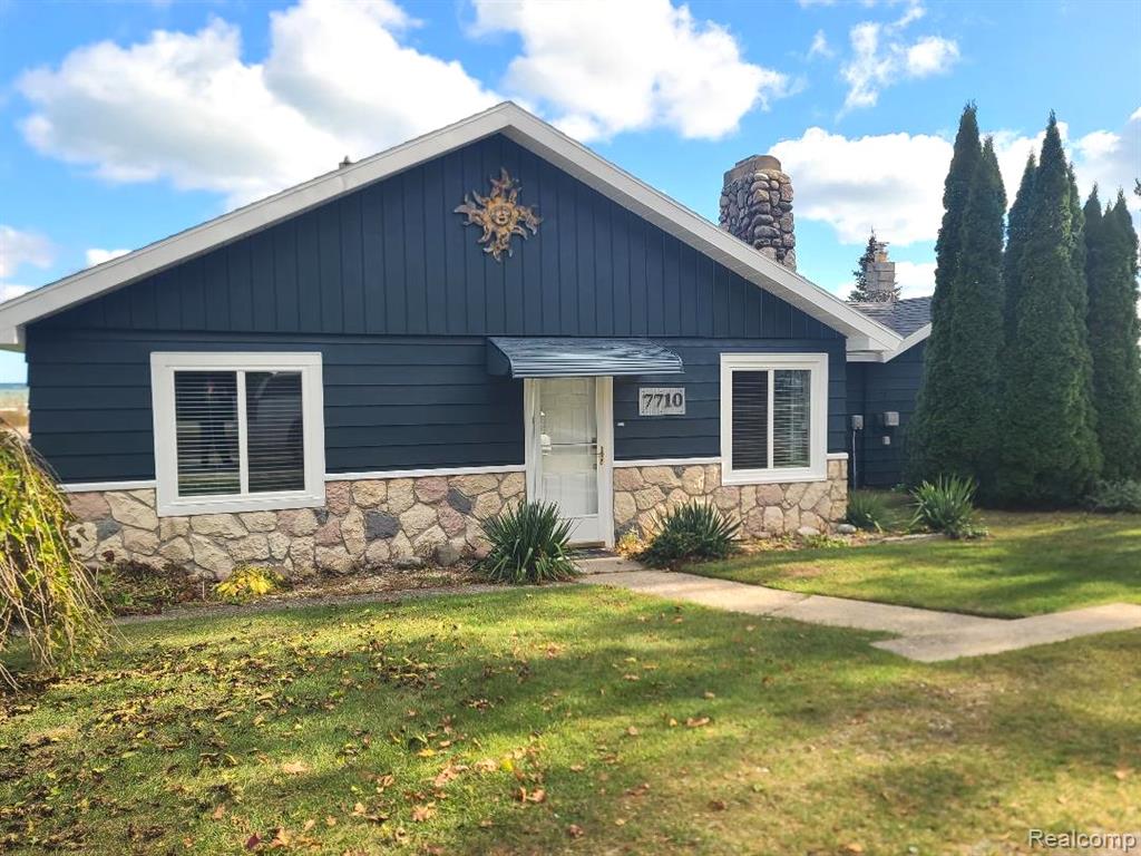 7710 N Us Highway 23, Oscoda, MI 48750 — front exterior