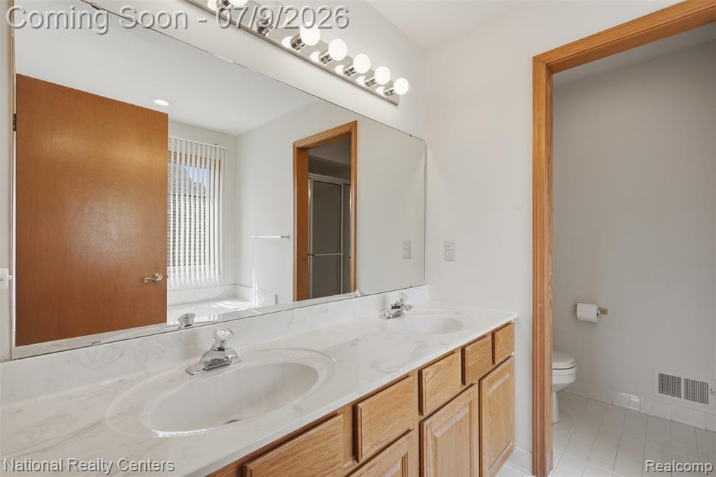 6860 Bridgemont Drive, Canton, MI 48187 — Photo 22