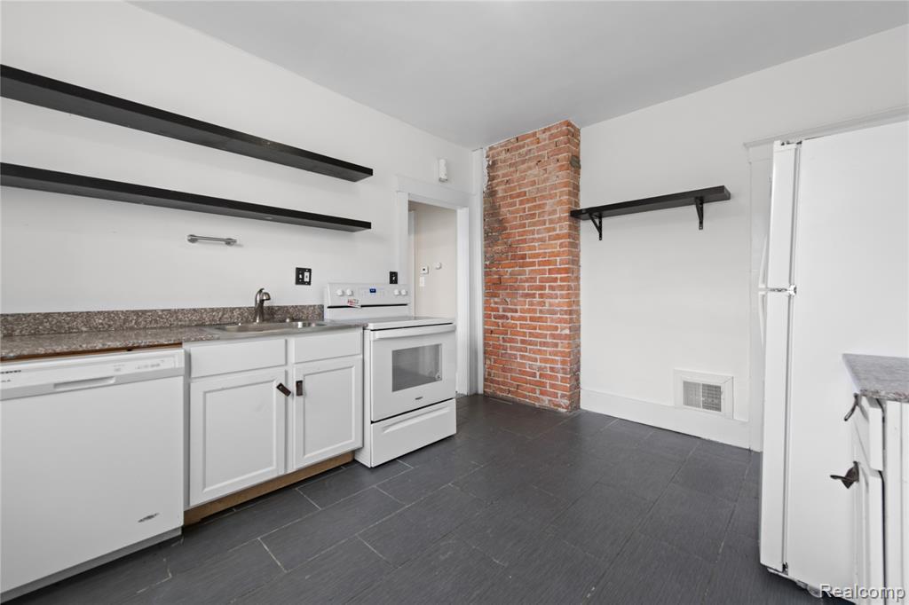 591 Hague Street, Detroit, MI 48202 — Photo 18