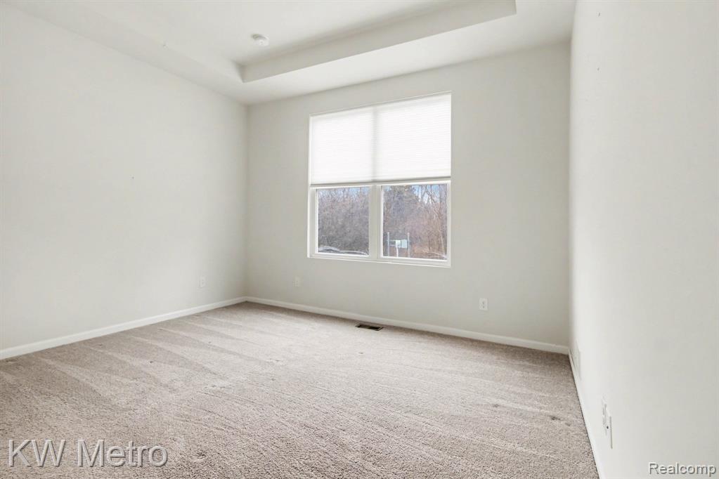 27134 Manistee Lane, Flat Rock, MI 48134 — Photo 23