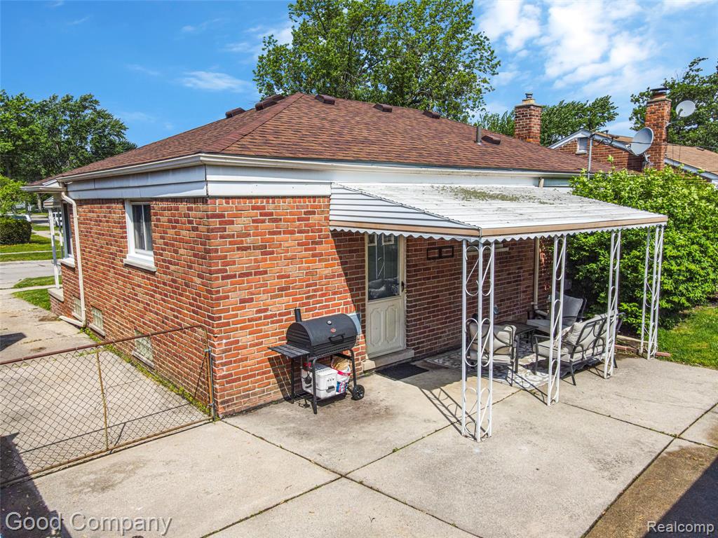 28748 Herbert Street, Madison Heights, MI 48071 — Photo 39