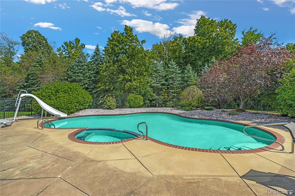 50045 E Fellows Creek Court, Plymouth, MI 48170 — Photo 75
