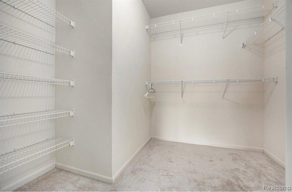 56467 CHESAPEAKE Trail, Utica, MI 48316 — Photo 21
