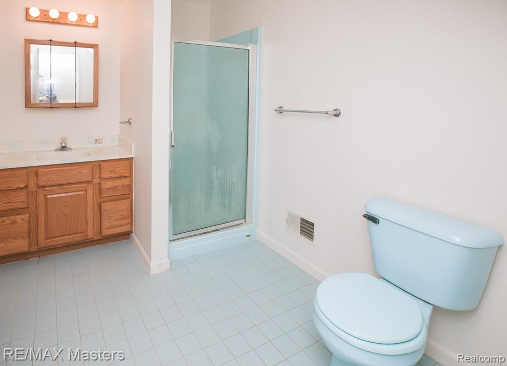27178 John Drive, New Boston, MI 48164 — Photo 36