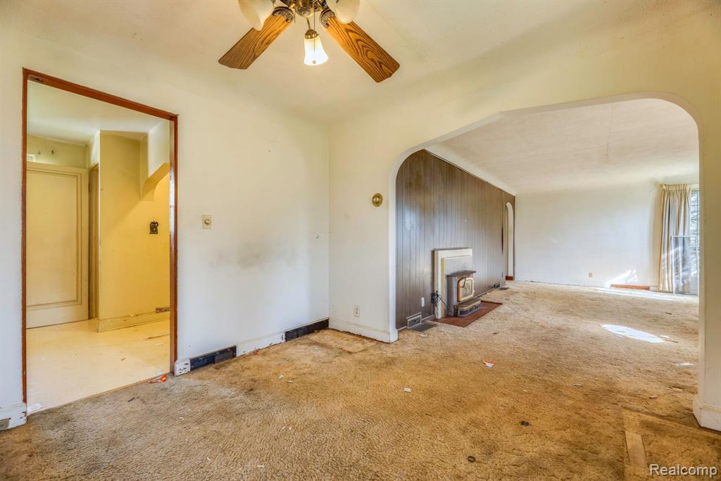 936 COLORADO Street, Marysville, MI 48040 — Photo 9