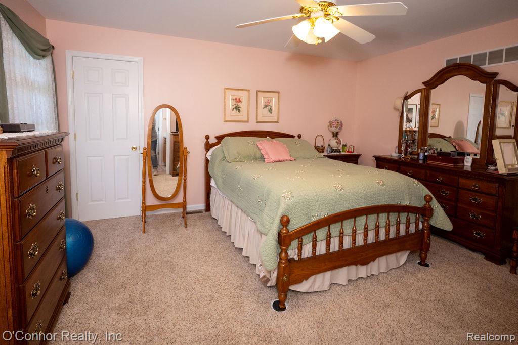 8552 Rynn Road, Avoca, MI 48006 — Photo 16