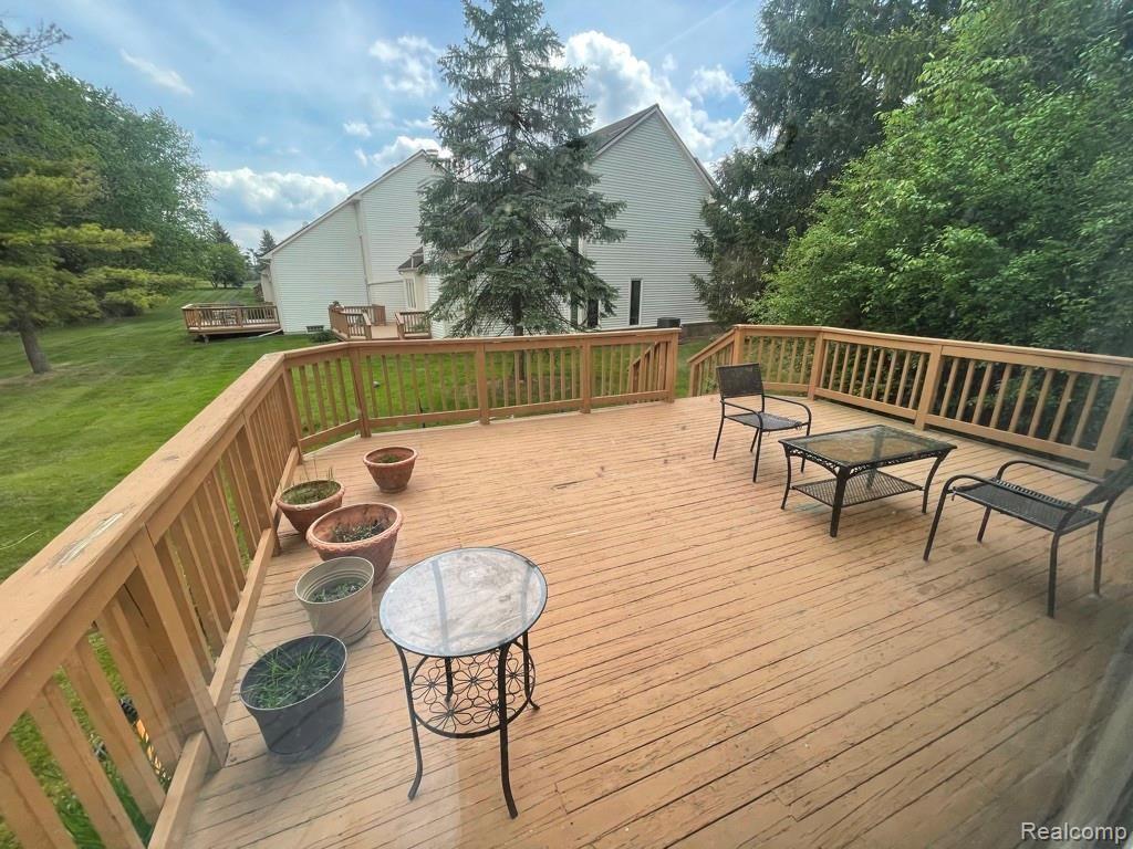 43590 WENDINGO Court, Novi, MI — Photo 33