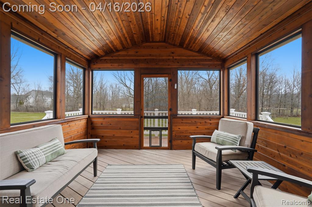 21592 Nathan Court, South Lyon, MI 48178 — Photo 27