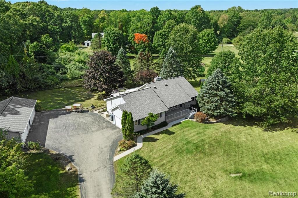 425 N Brandt, Ortonville, MI 48462 — Photo 43
