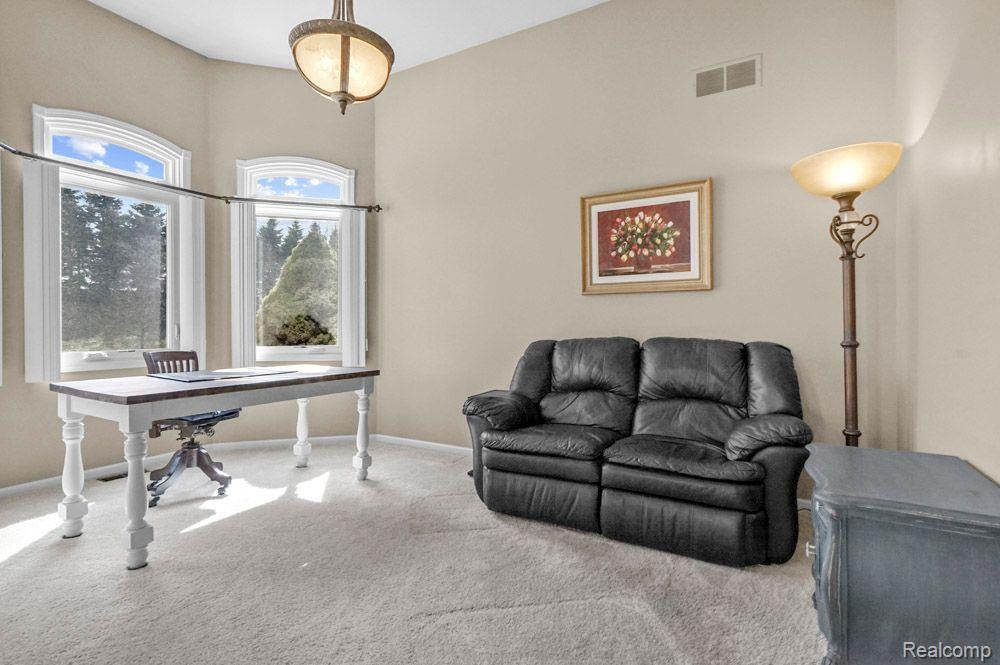8247 Washington Woods Drive, Washington, MI — Photo 6