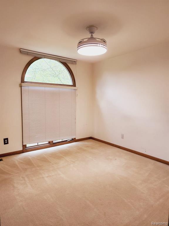 760 Stanford Circle, Rochester Hills, MI 48309 — Photo 9