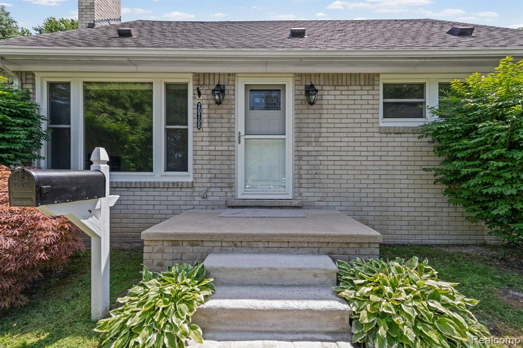 20700 Damman Street, Harper Woods, MI 48225 — Photo 5