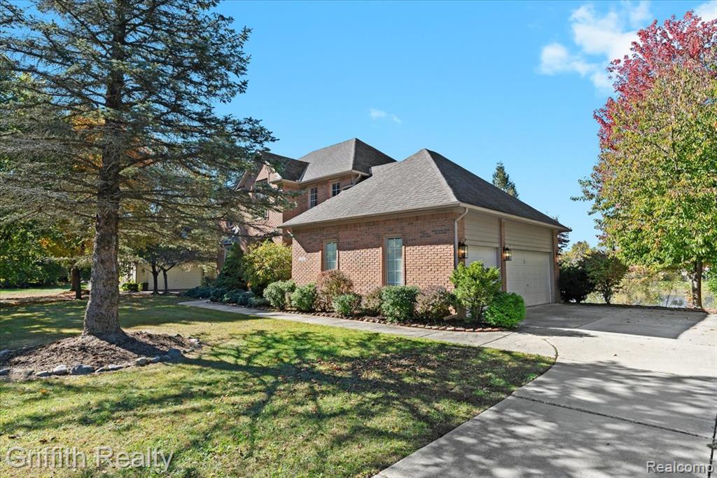 4364 Lake Forest Drive E, Ann Arbor, MI 48108 — Photo 3